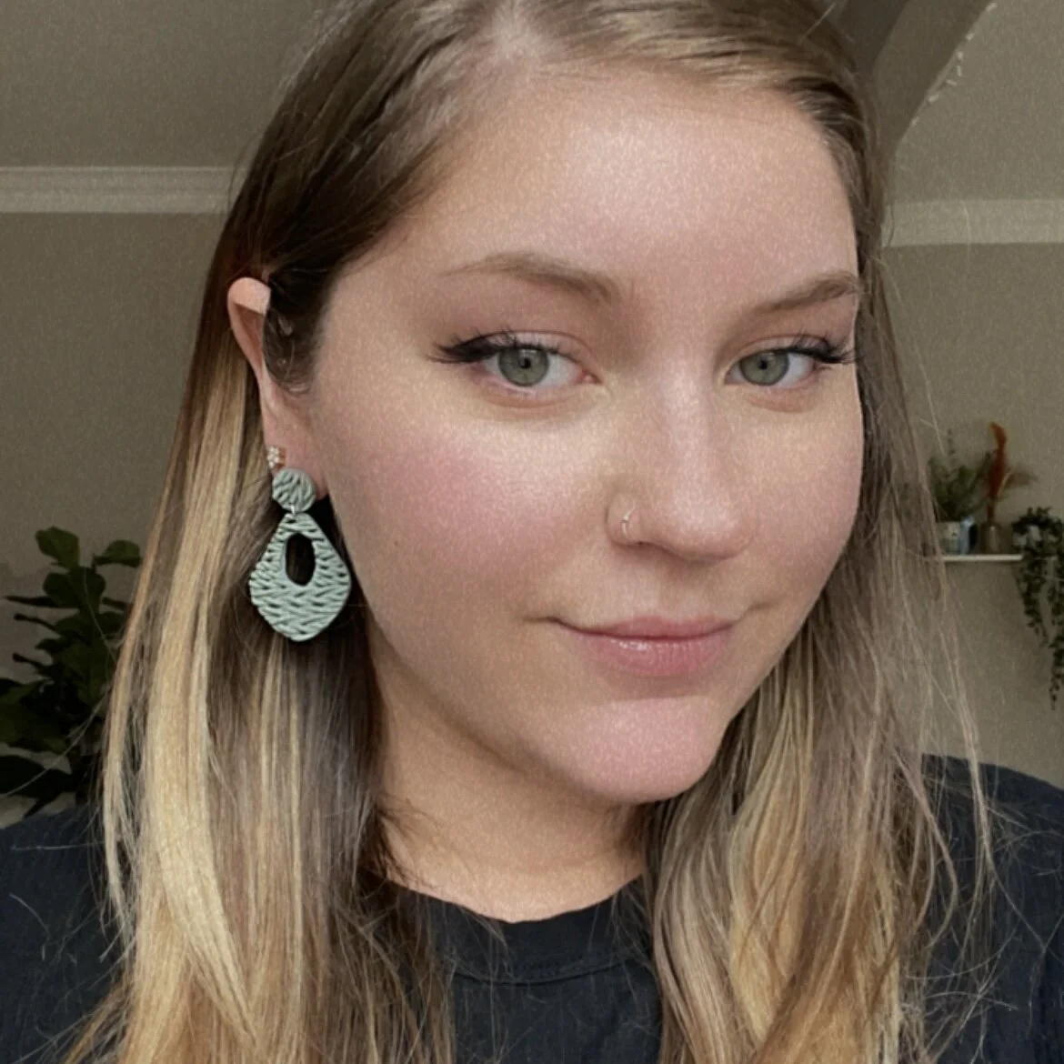 76AE660F-D42C-465E-9971-7AEFC3952245