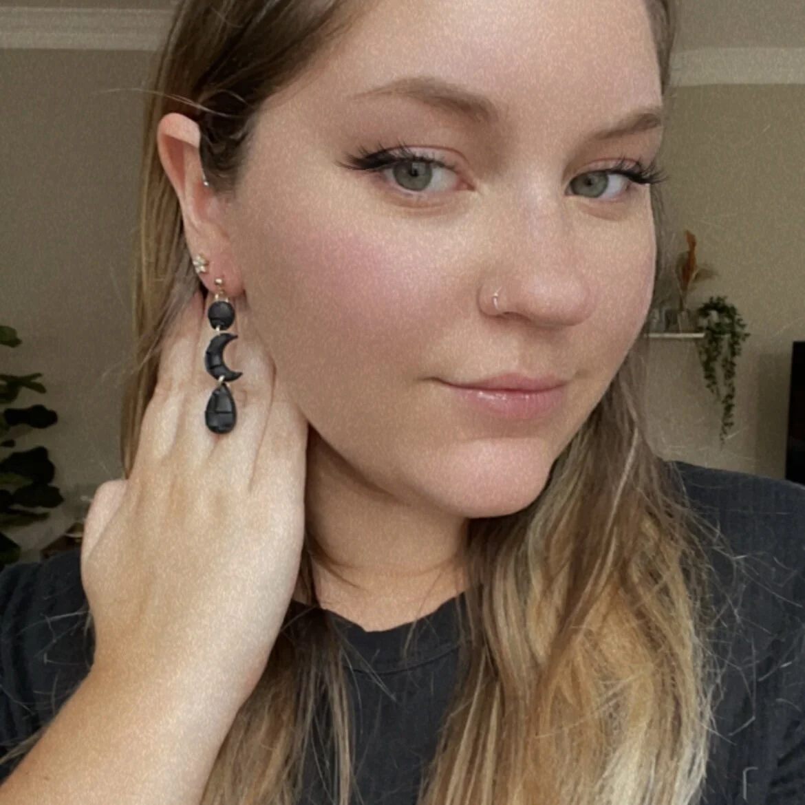 C0743A25-6E6B-4489-AE22-31B8E690B47F