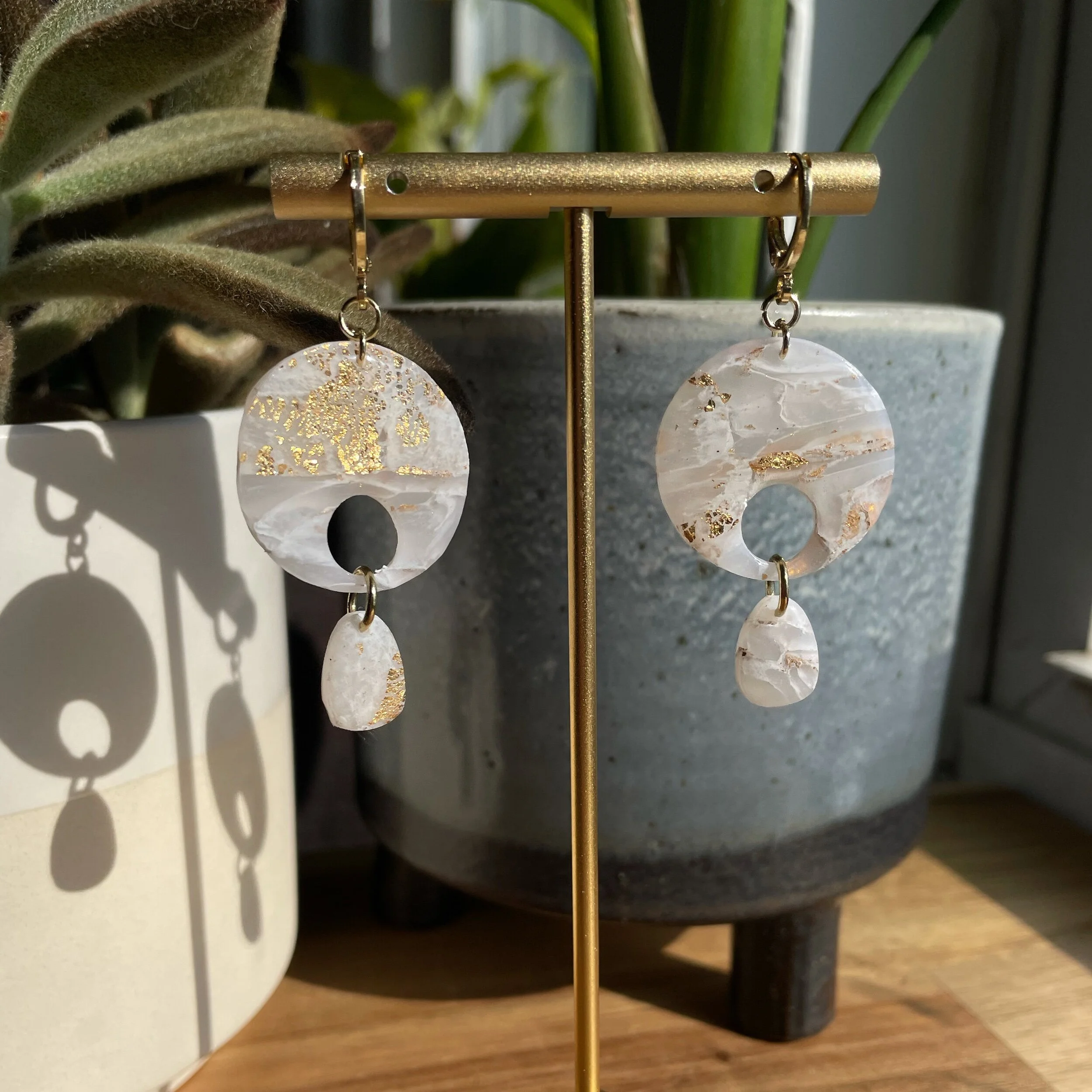 32E5E188-5989-4CDE-A00D-4C8A71A253E6