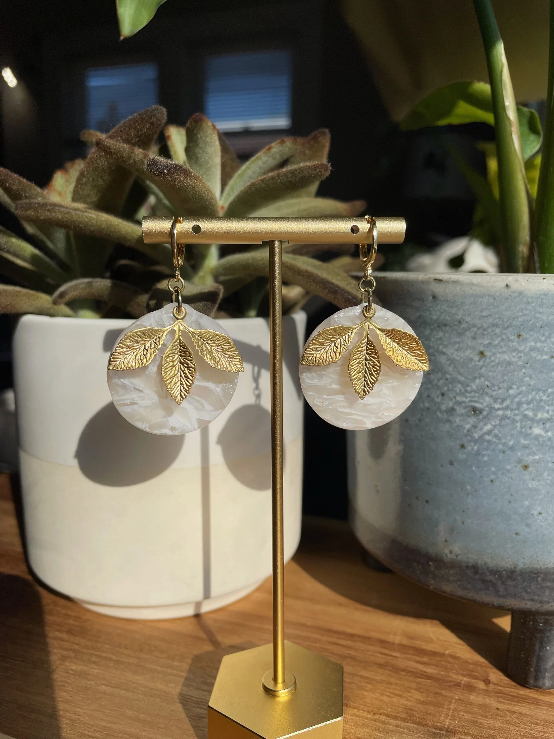 E5082DC8-70A2-4BCB-A7D8-89D8D39DD8C5