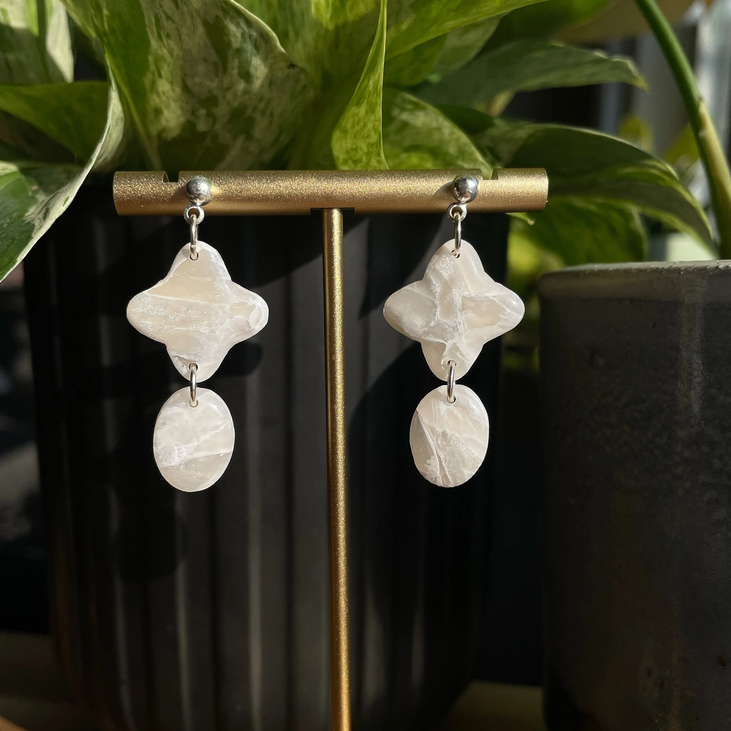 687137E2-A525-4CC8-A036-A2274A422BDF