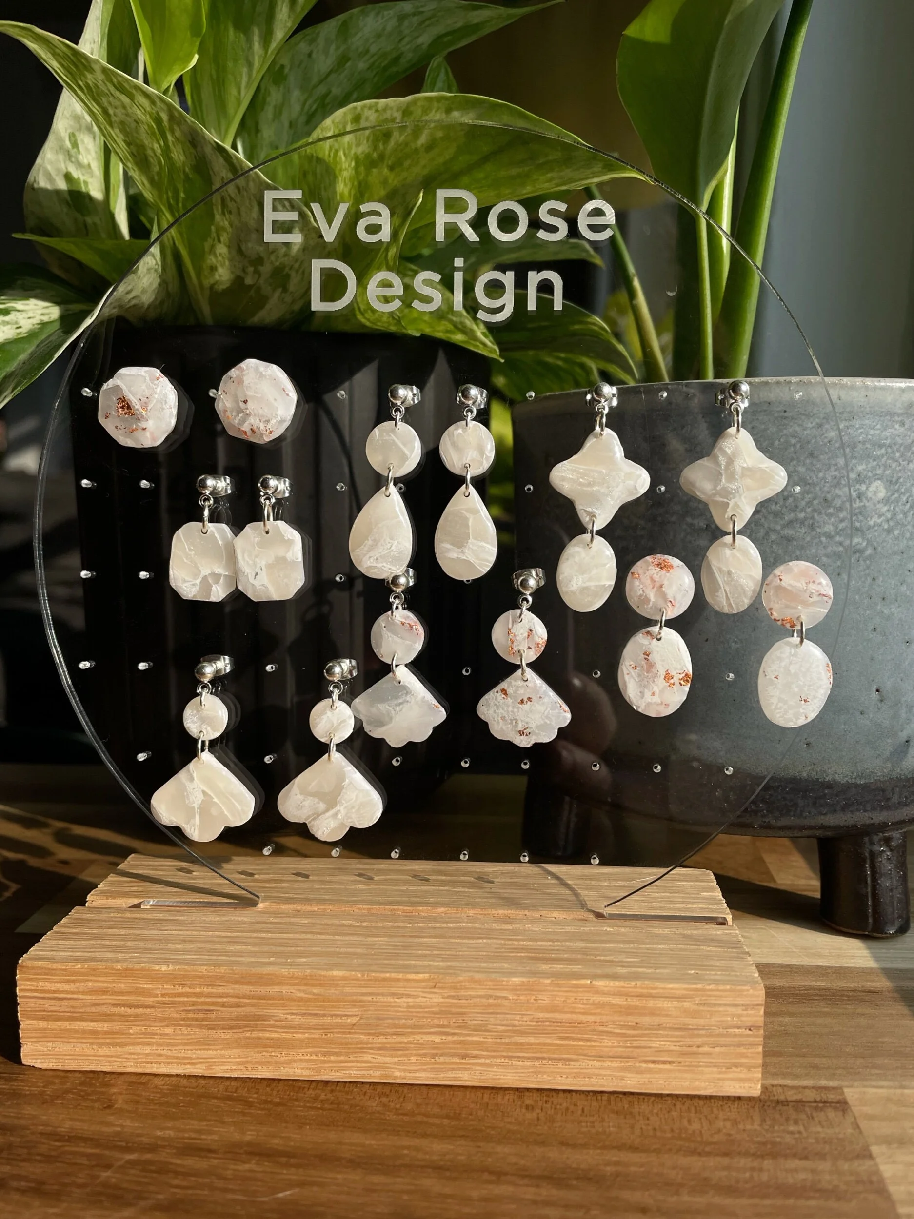 94BAAEF3-B5DC-4D6C-9BCA-418A70376647