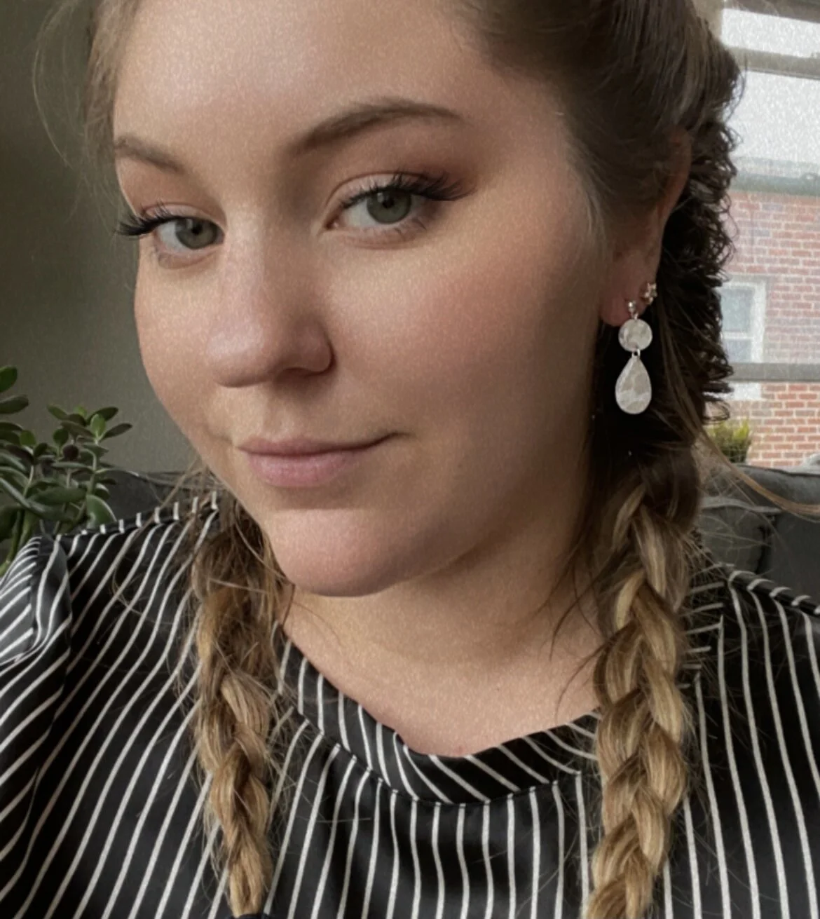 9CFFE7DA-A2F1-4323-B014-ABD1483A1131