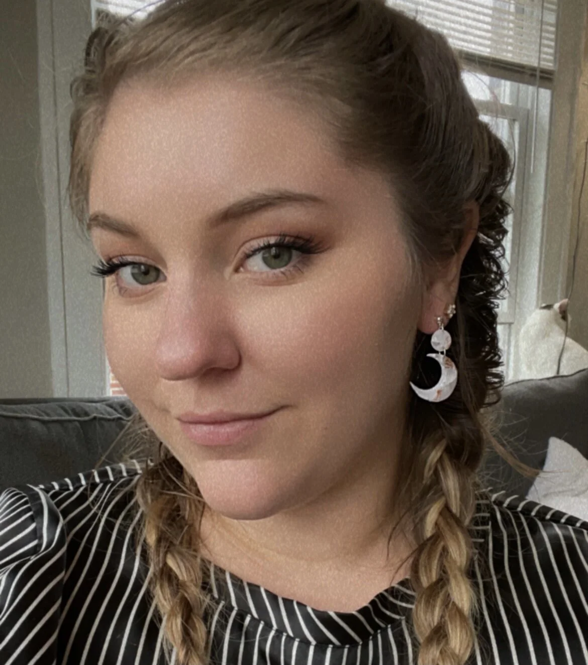 F819B8AA-C7DB-4CC1-9A04-DE26F1234B46