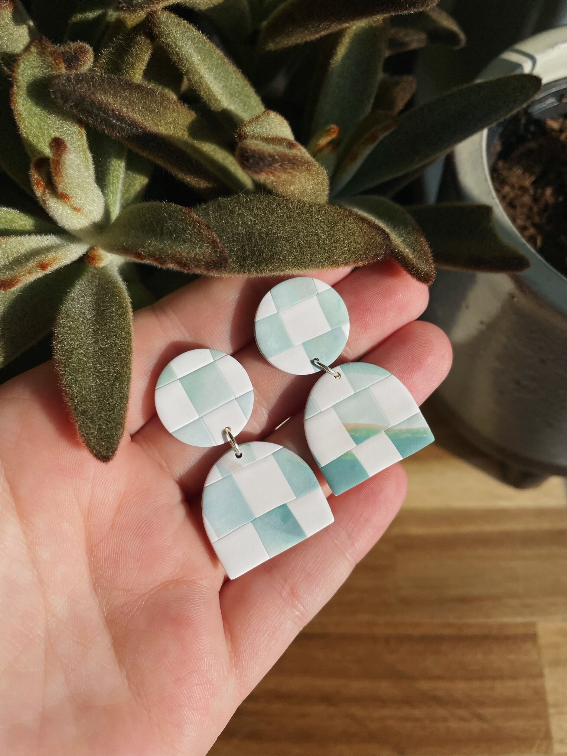 6270AD49-DA37-4E01-9EA5-E7692BEF01F9