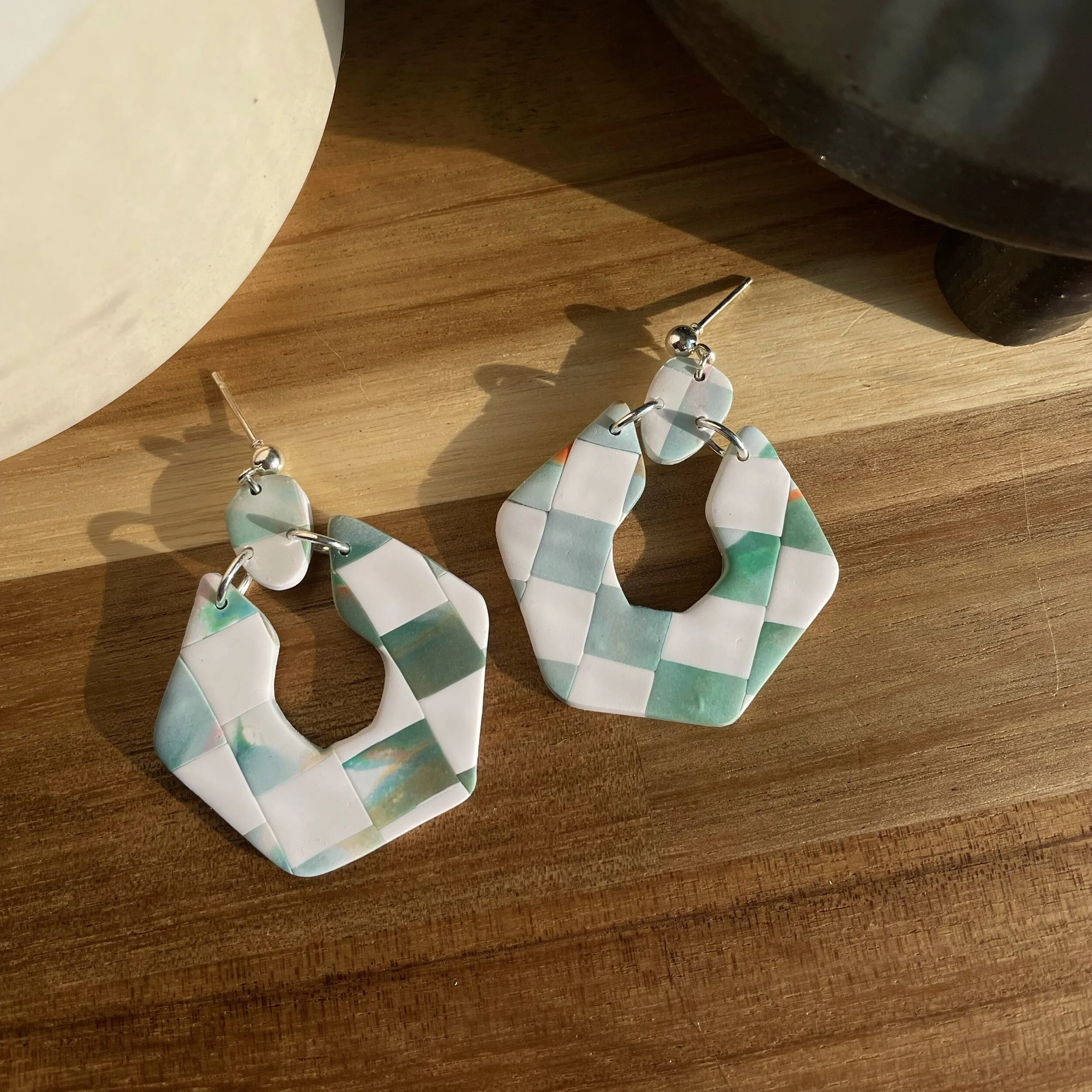 9D0A2BDC-7E74-4438-AF69-23E50F38B7F9