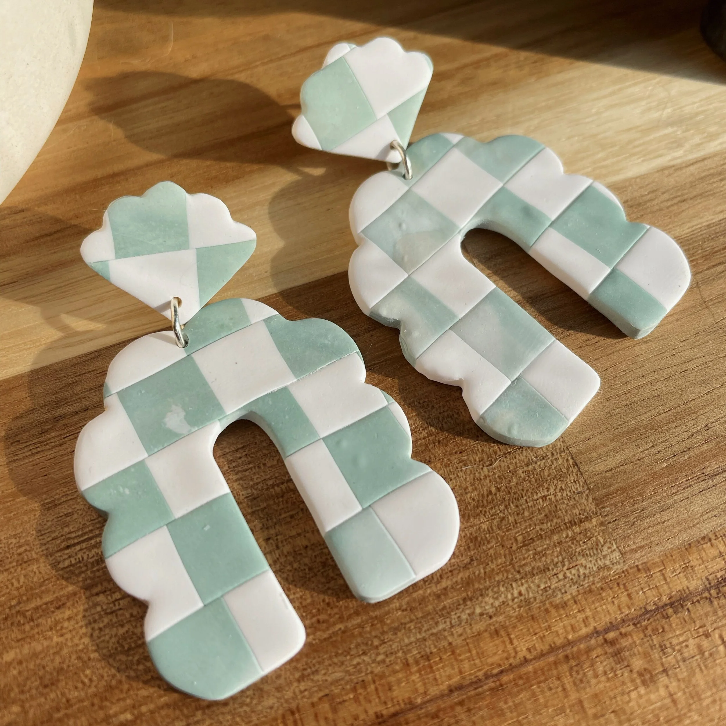 CEEE7473-0054-4B82-BADB-0485844DFF04