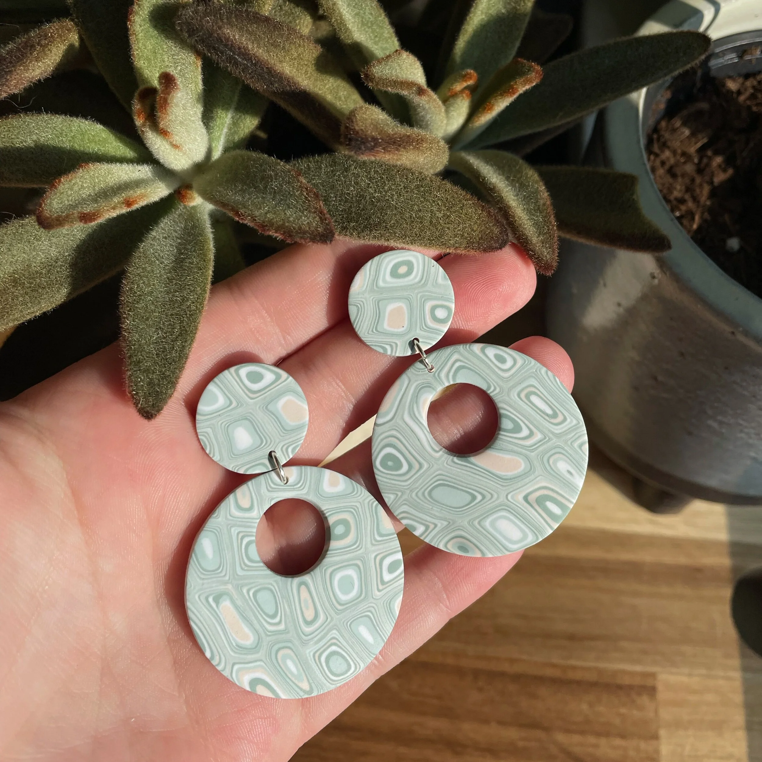 A3425F2F-CCB6-4914-95EF-59C5CD0B7CA2