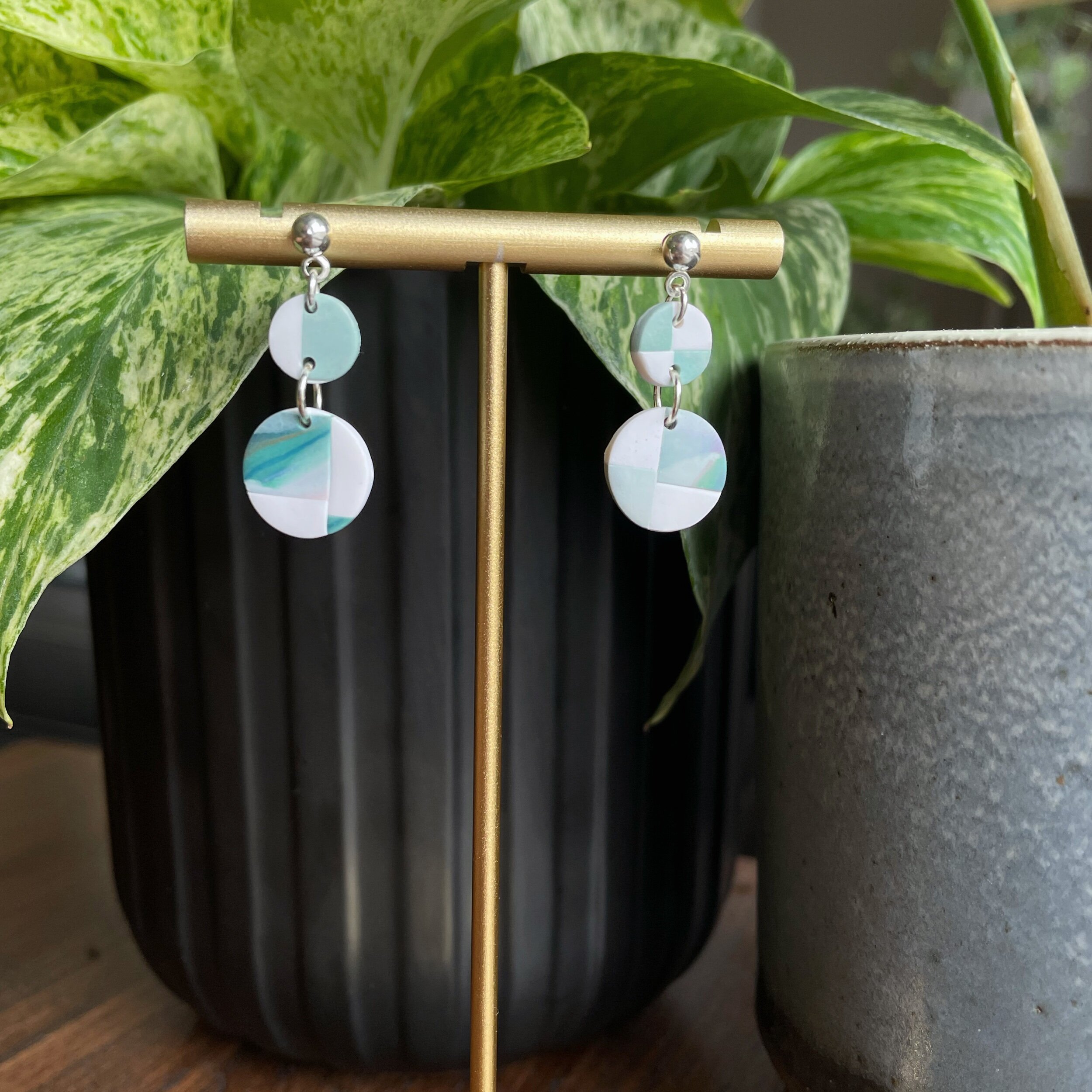 B7A575B2-96B1-434E-9D26-17B53B49E7AD