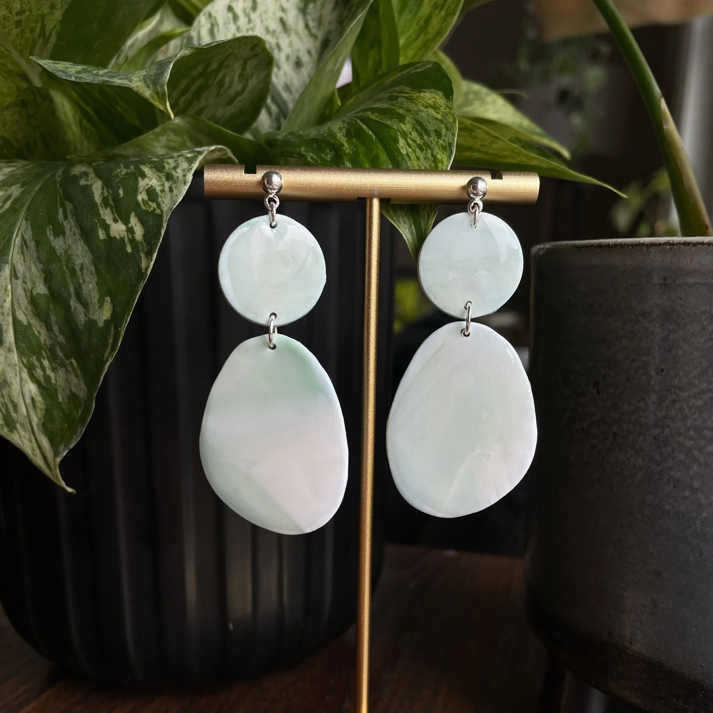 EE82699B-FF66-4CE5-B6DC-60E68A892B6B