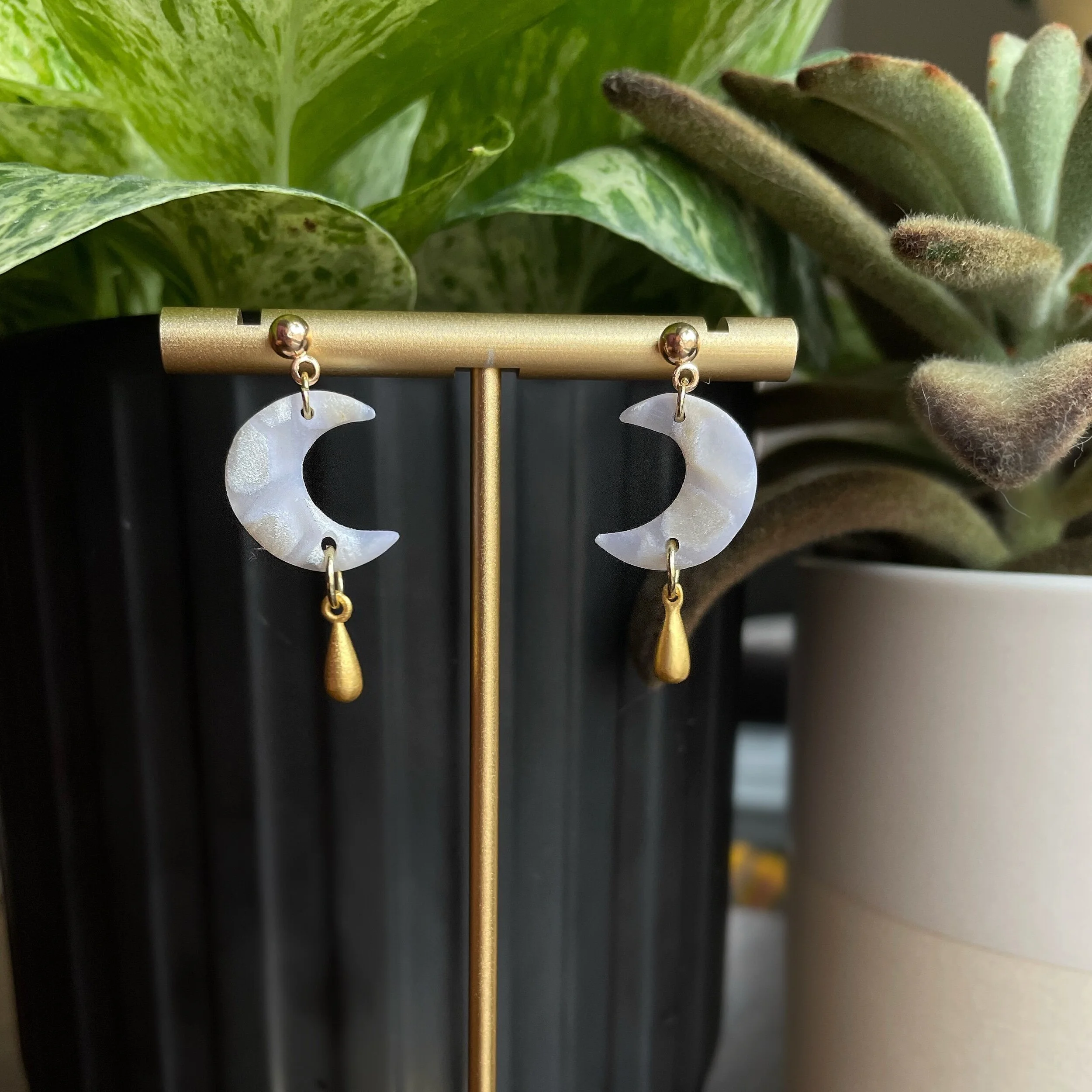 1A968C41-2468-4D8A-9763-01B7A758AE5D