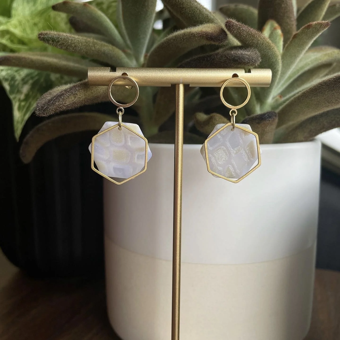 B252FA82-A385-42B7-A233-FCEA9D101454