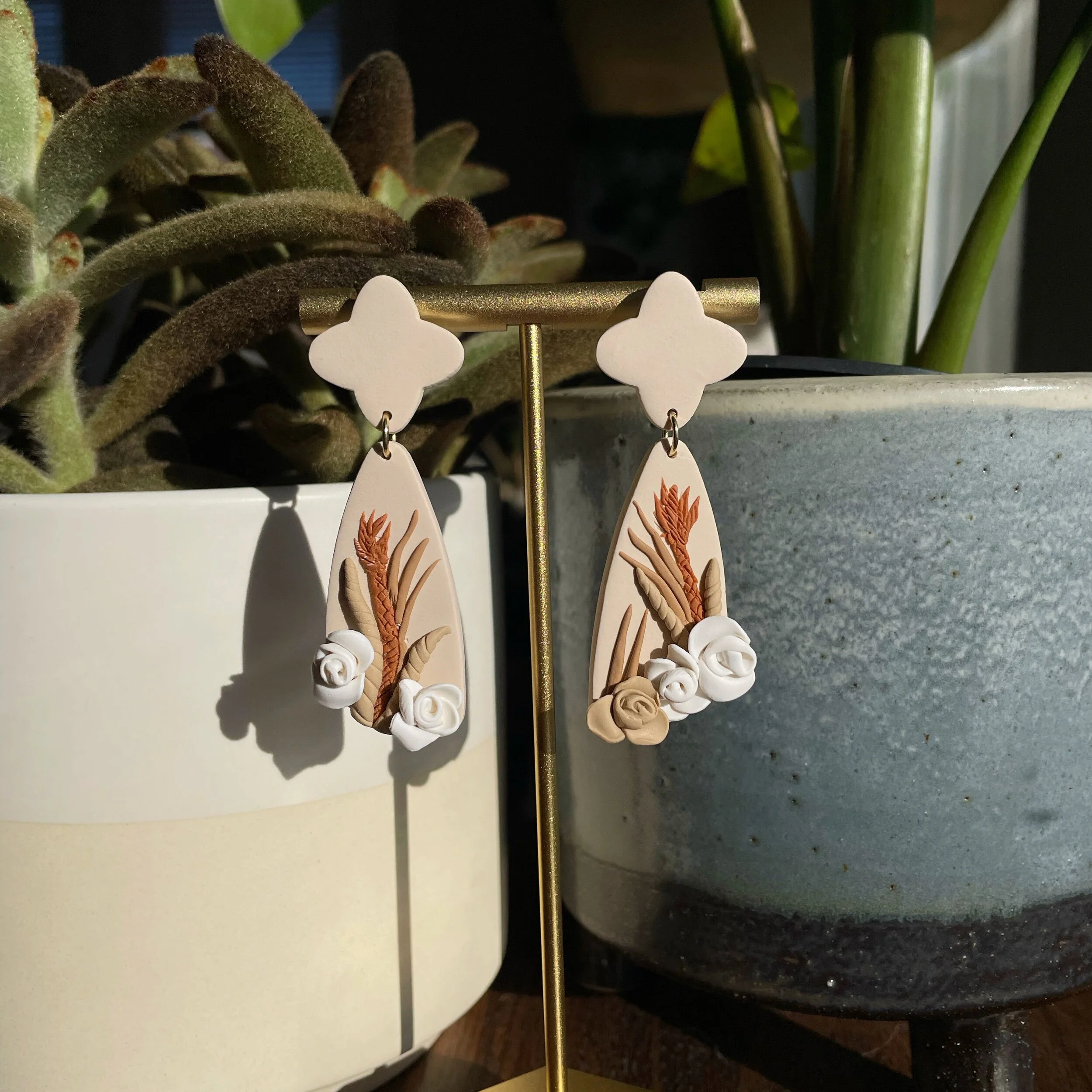 DCFDF277-C14B-458B-877C-EBA888FC4B8D