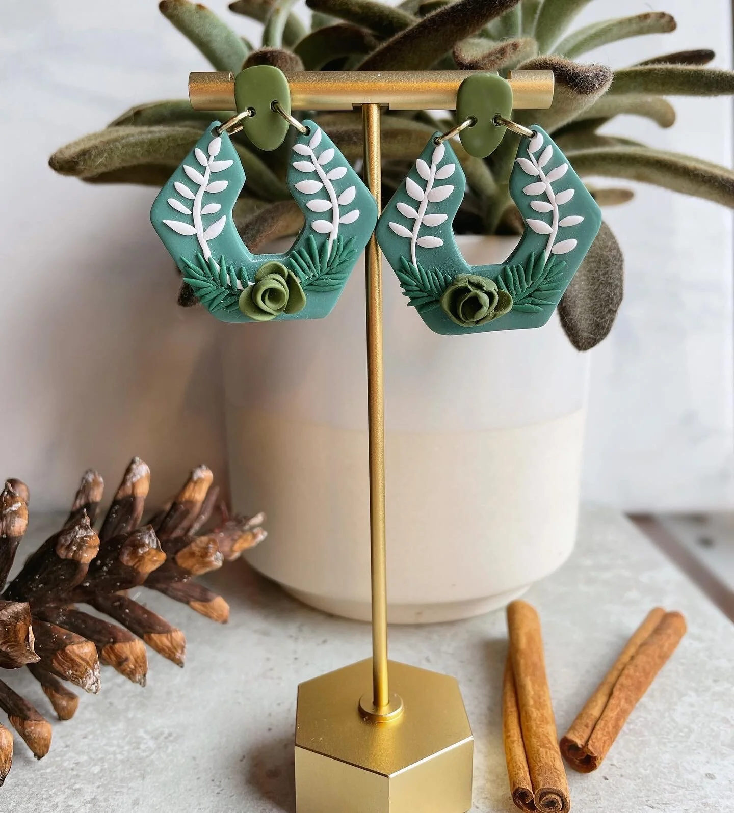 78BBC4CD-4D36-404B-924C-2CBAA4C8E5DE