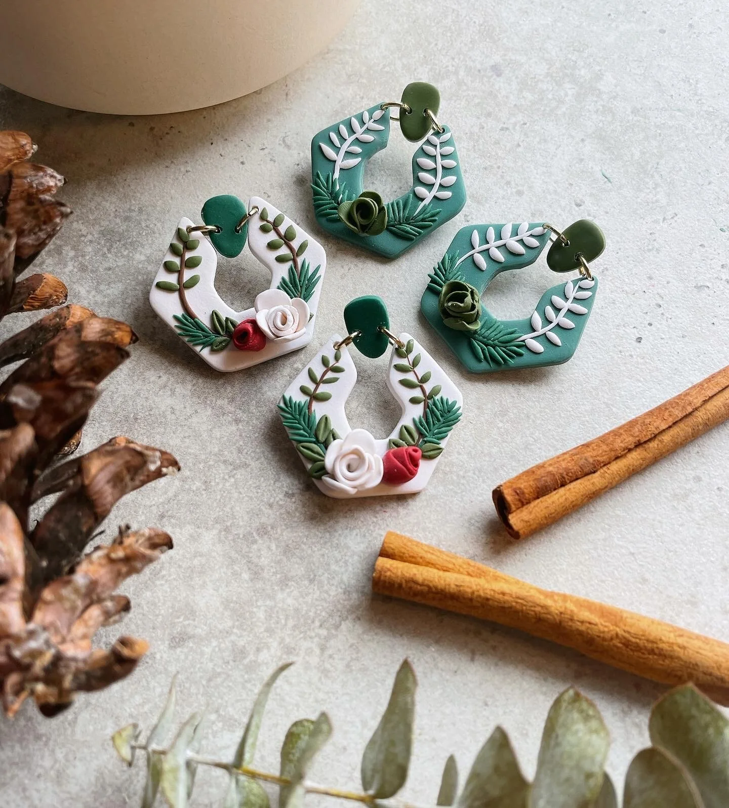 D49F02C4-6BAB-4A86-A186-0571C628E7D2