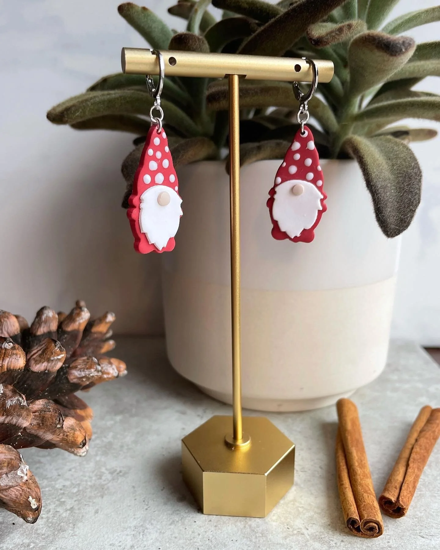 2448EFA2-0802-4E18-B742-68F47E2765C1