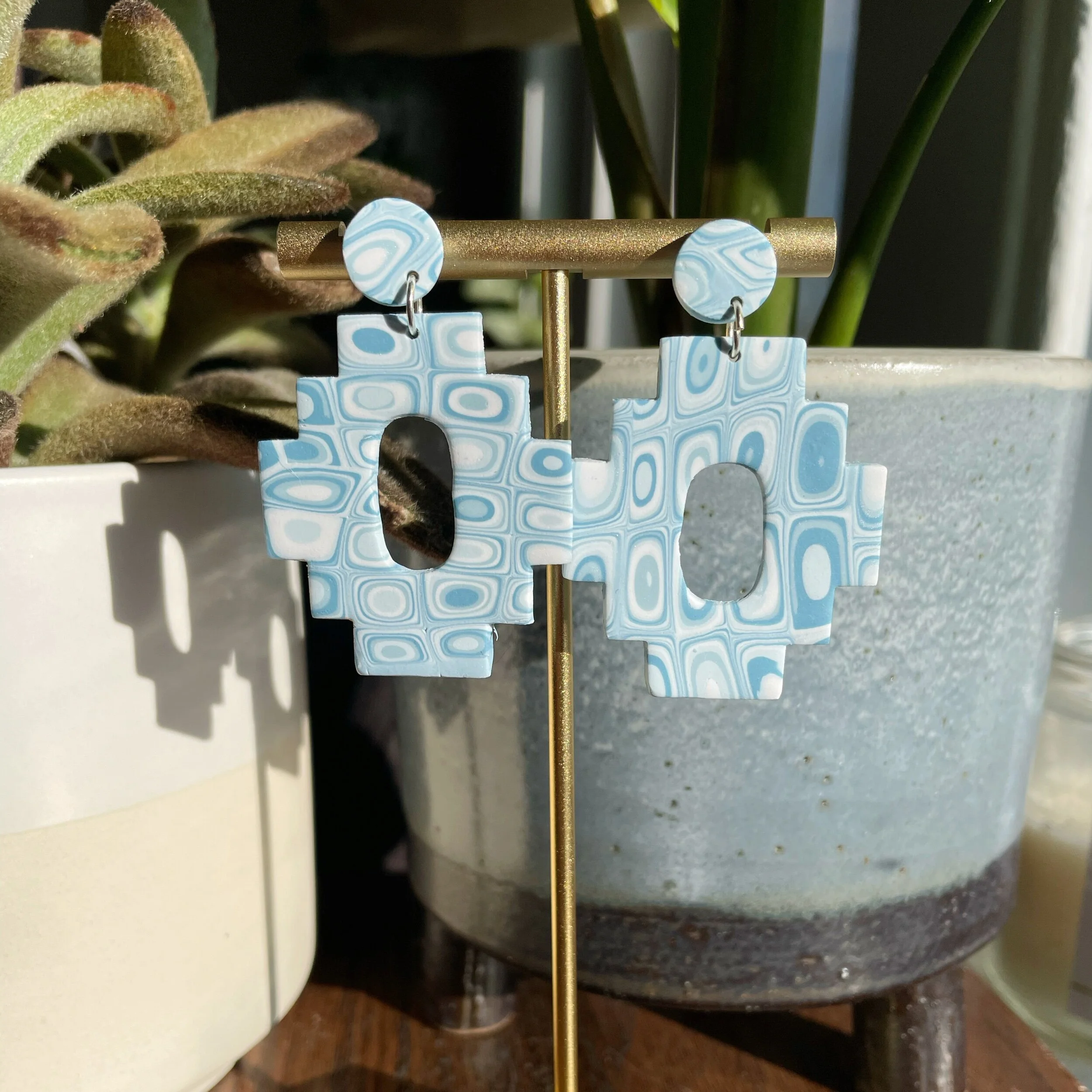 9DE72ABF-17C8-4A68-A3E0-6F1405FDAD5D