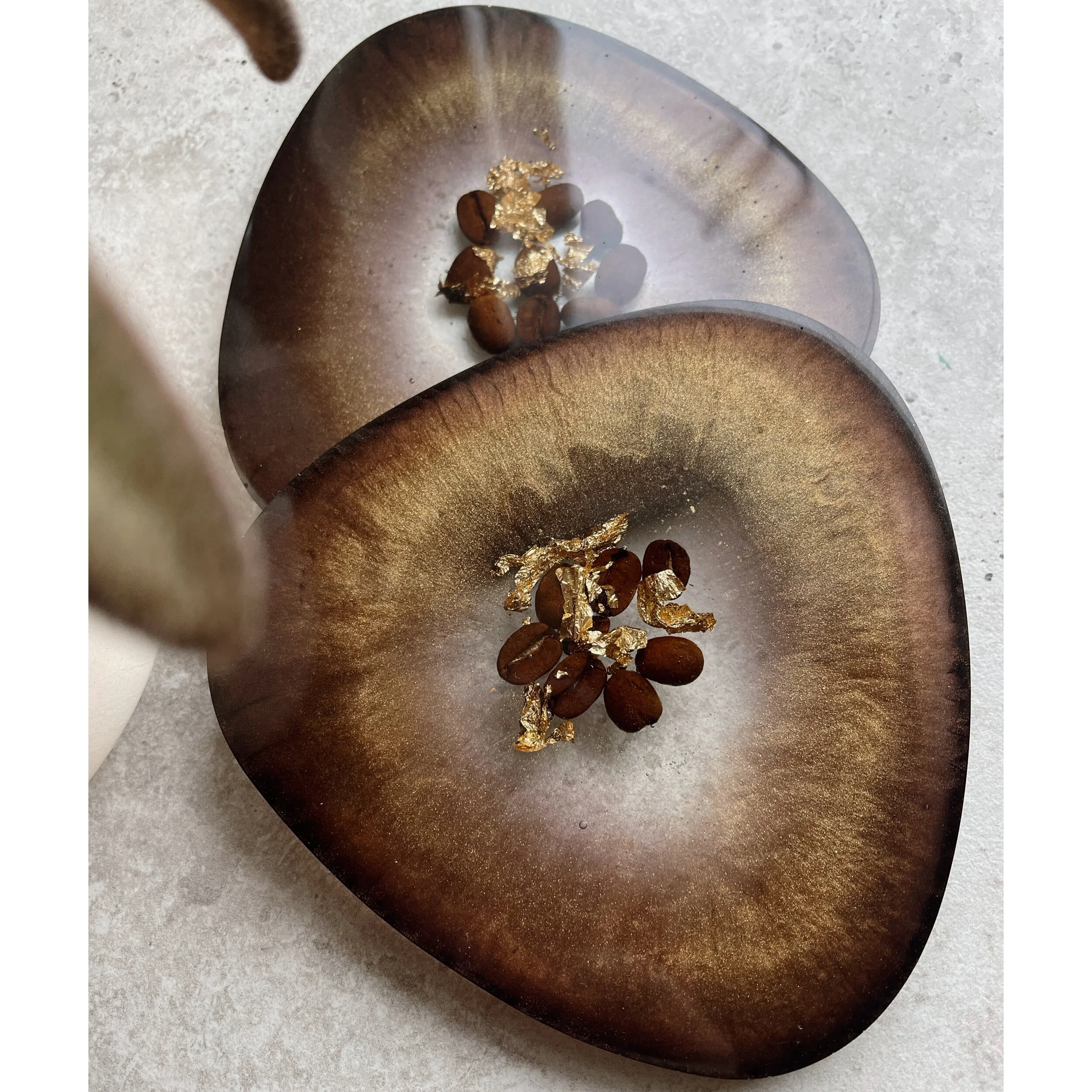 22B45F2C-D907-4E39-87DF-F4E7C85F5BAA