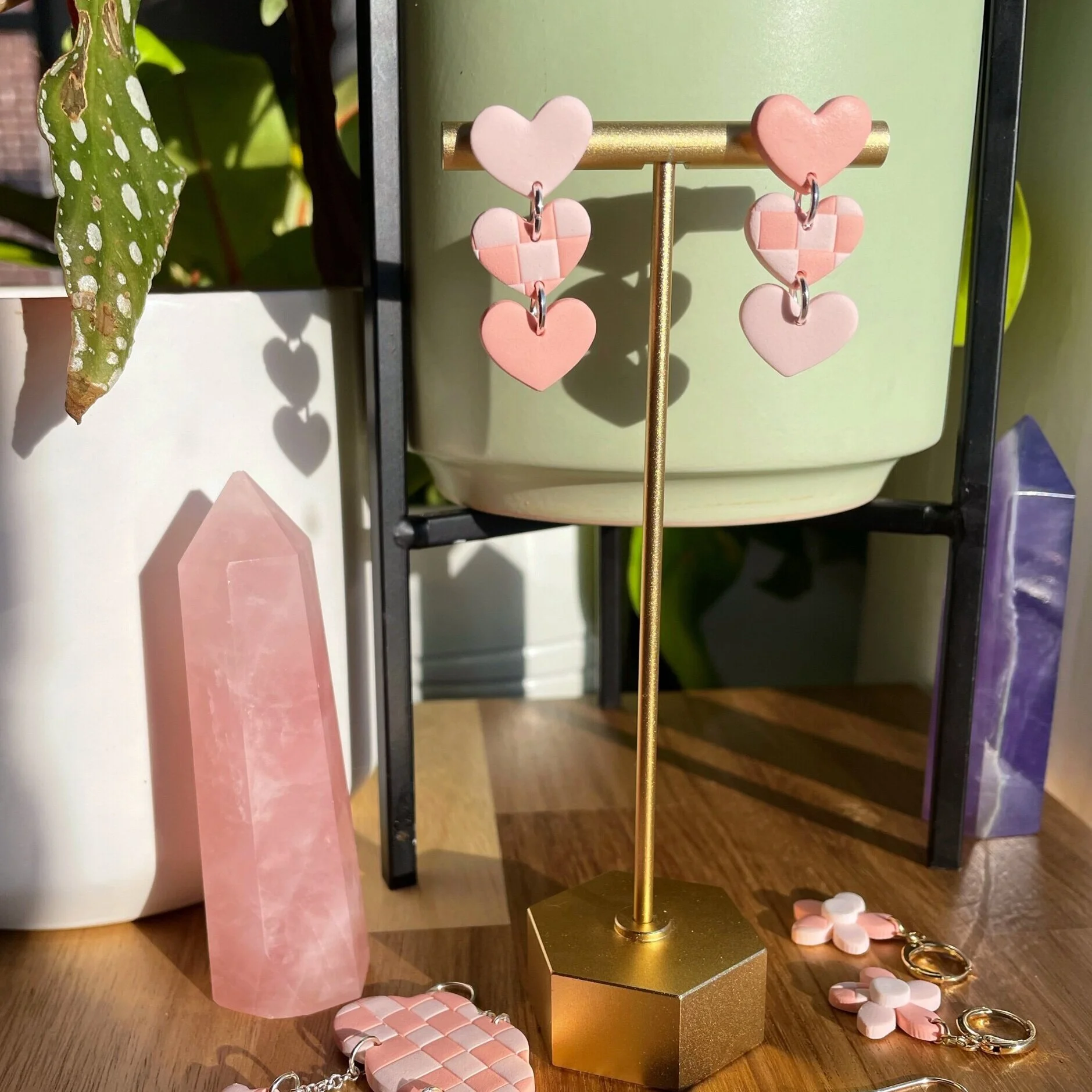 748052CC-EADF-4C48-98D0-31C9B4B516D6