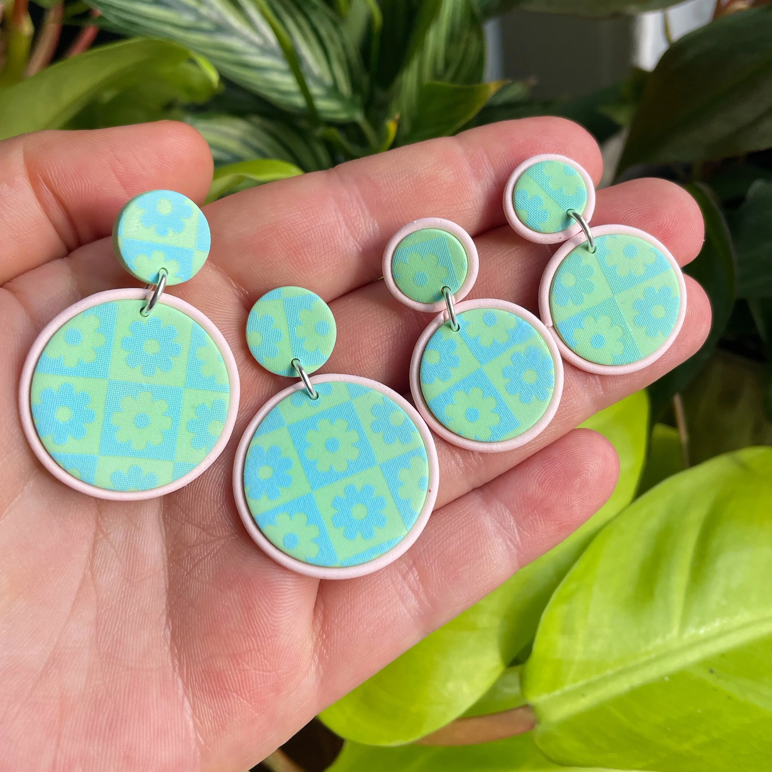 044807D2-FA5E-43F6-8A64-5EB9BC2A7073