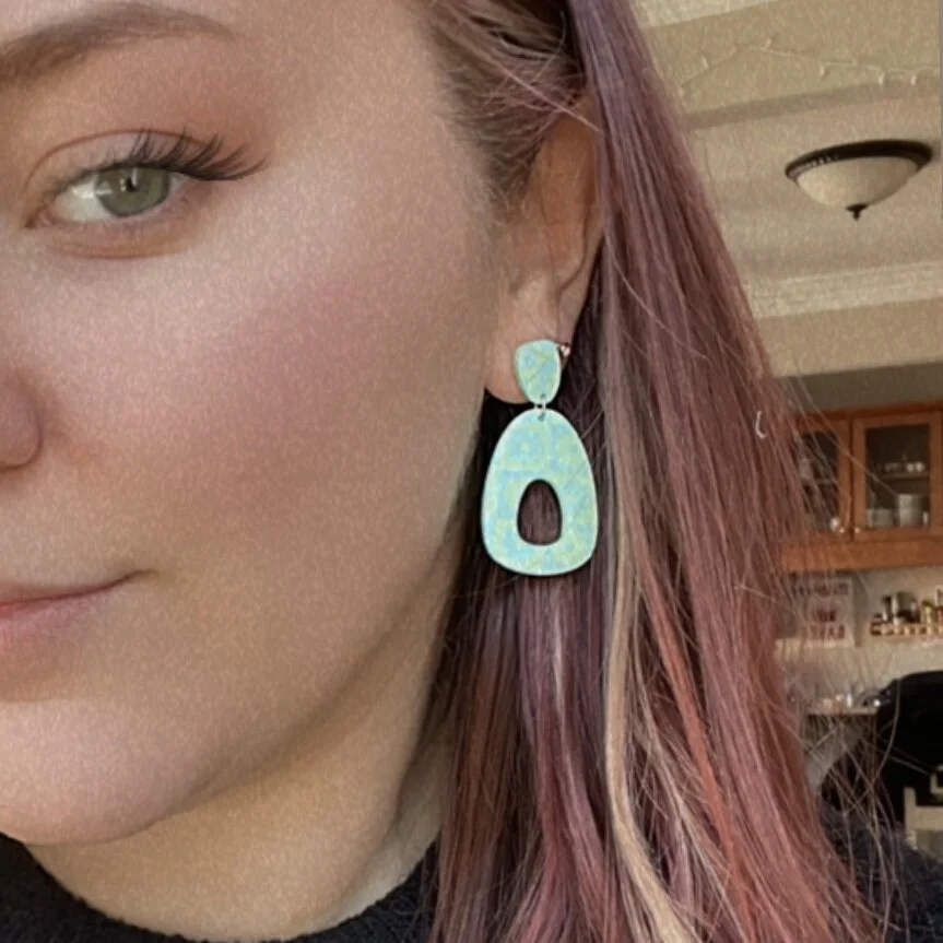 92B00DDE-A7E8-47DA-8838-FA6ED8F231DF