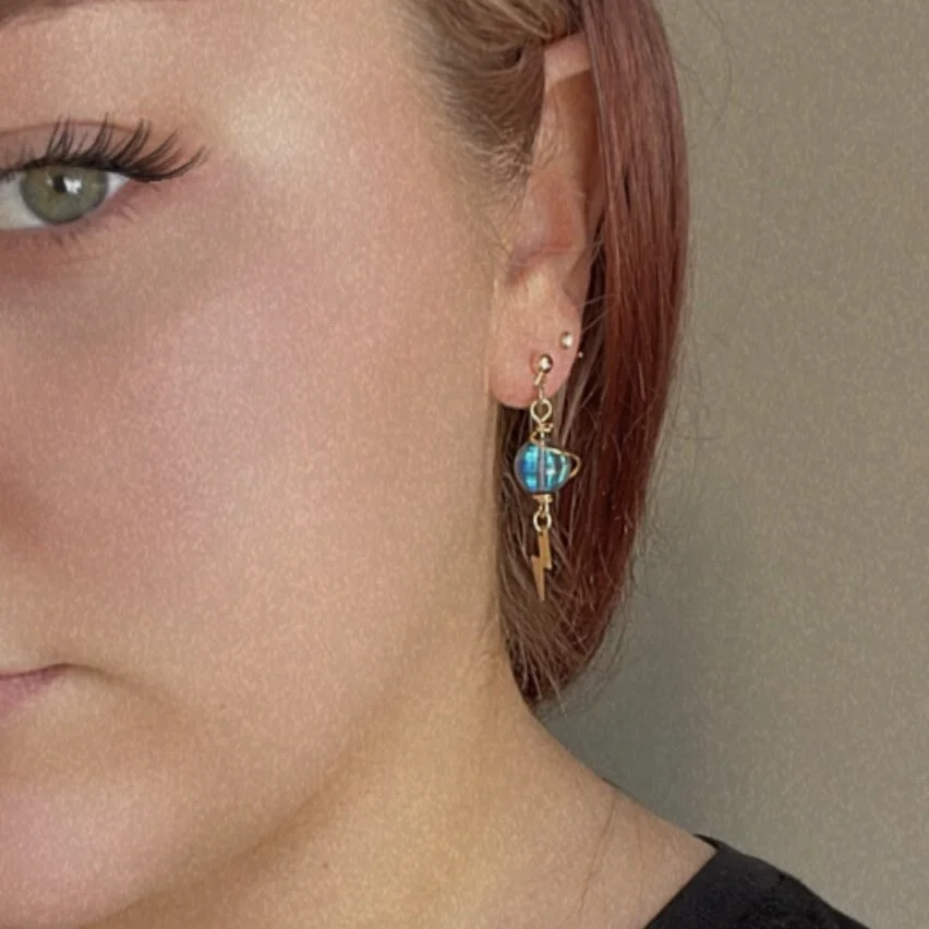 E8703DE6-69B1-4DA8-8D1B-ABA78A9DB4B5