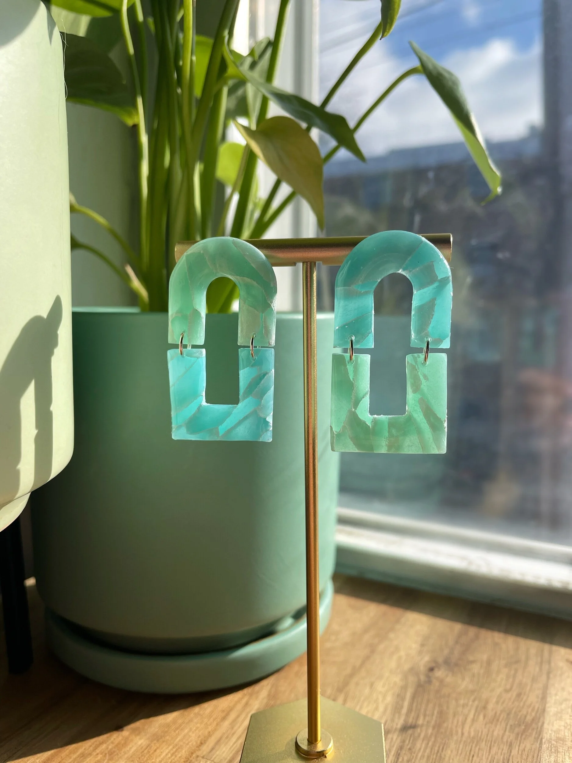 0AC889CF-131D-4581-A909-5153DADF3BE9