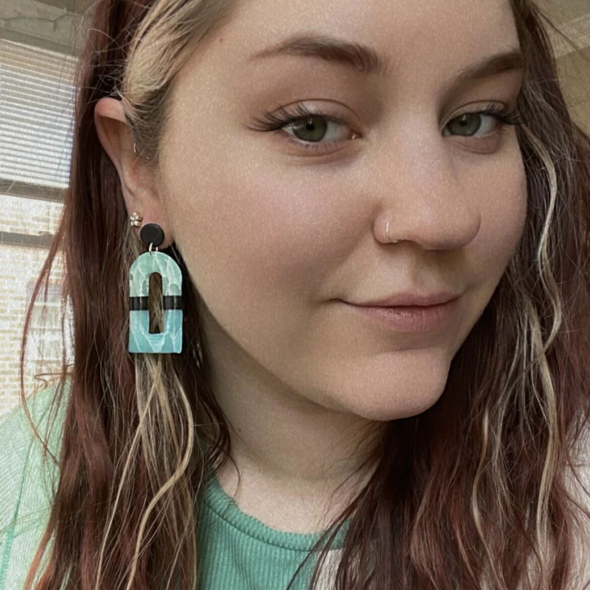 432E1DE9-ADAB-4D5E-BE60-15F53ABC991E