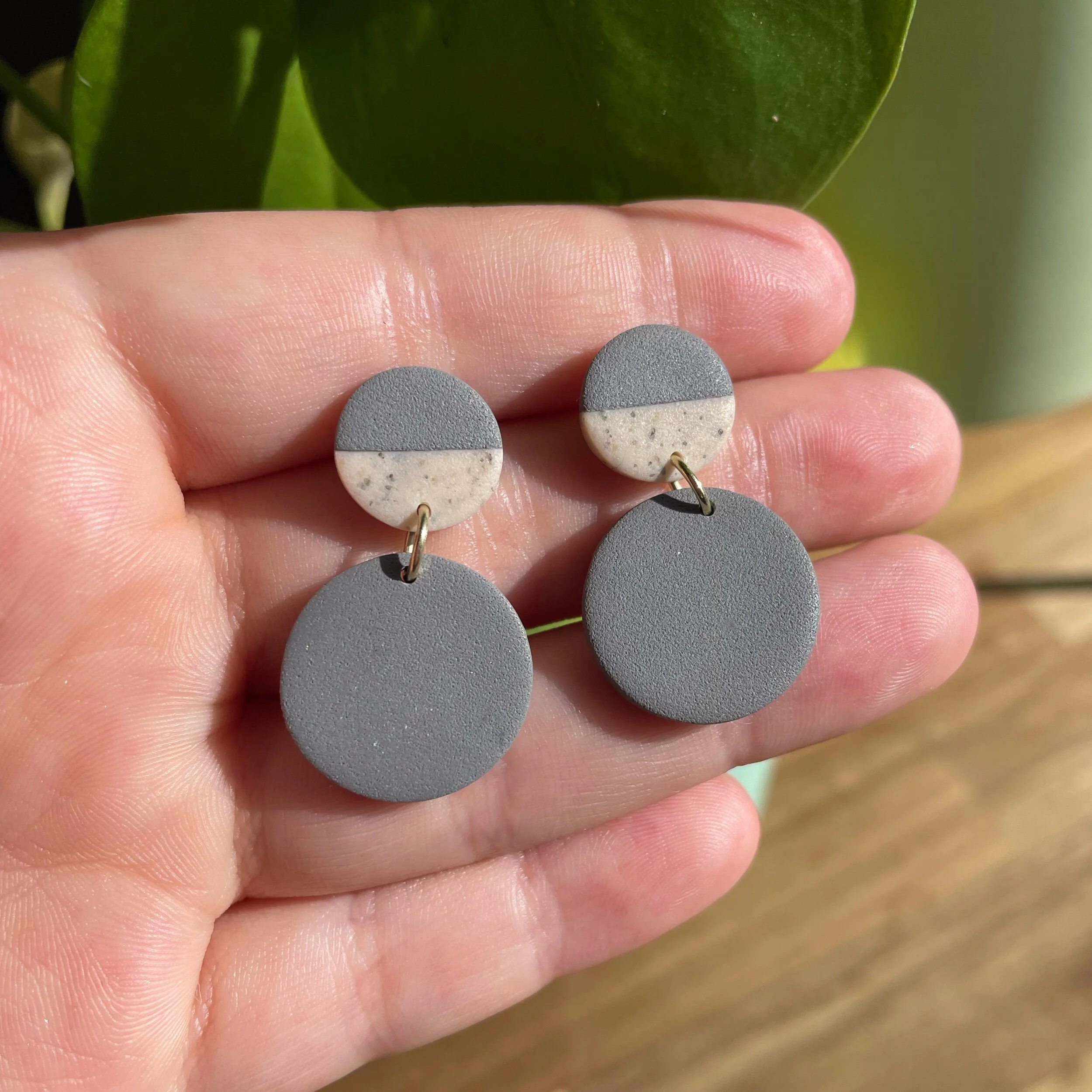 A687B316-AD75-4E4D-8C8A-971D50DE2B9A