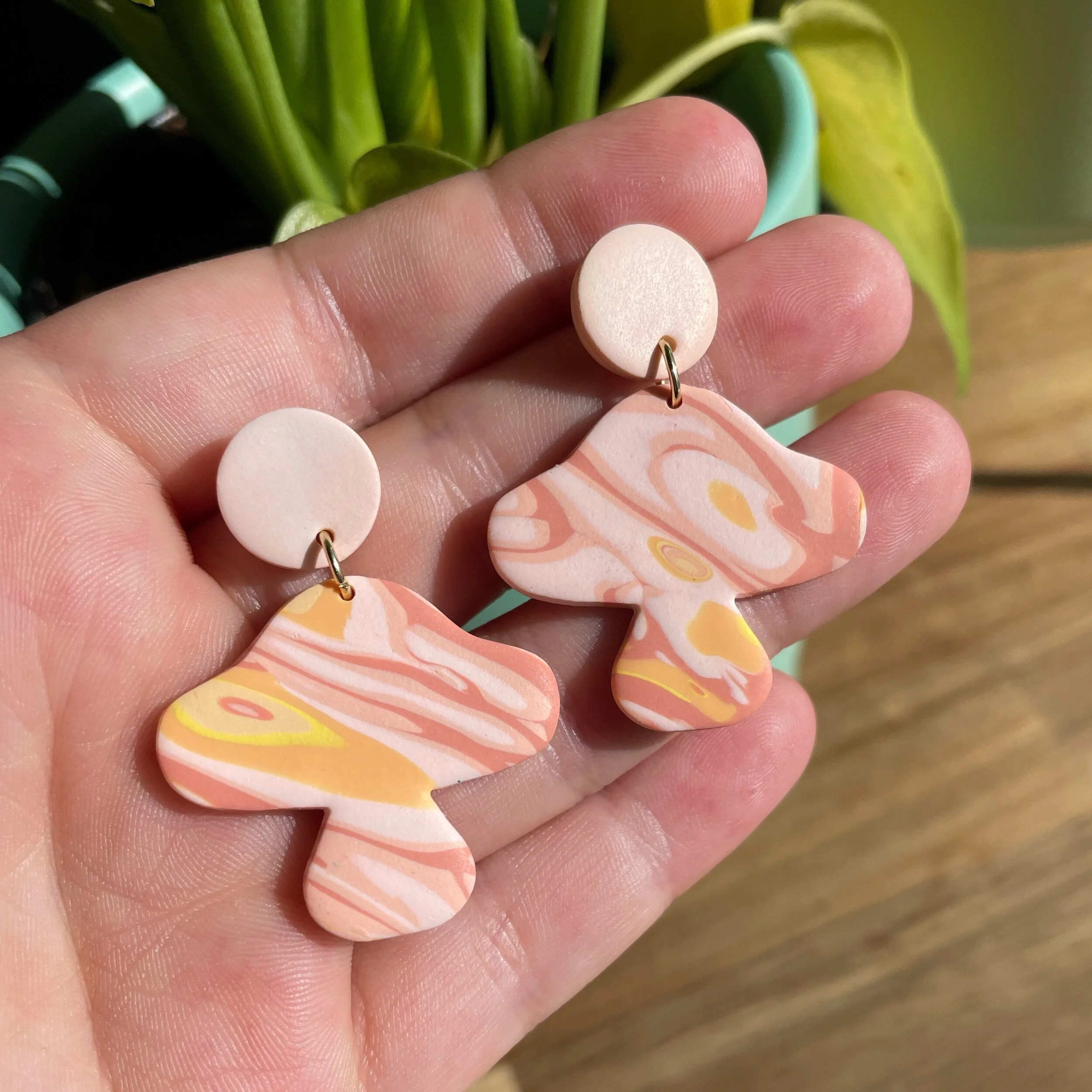 0419BFEA-61C0-4AD9-91A1-722FD4105E7D