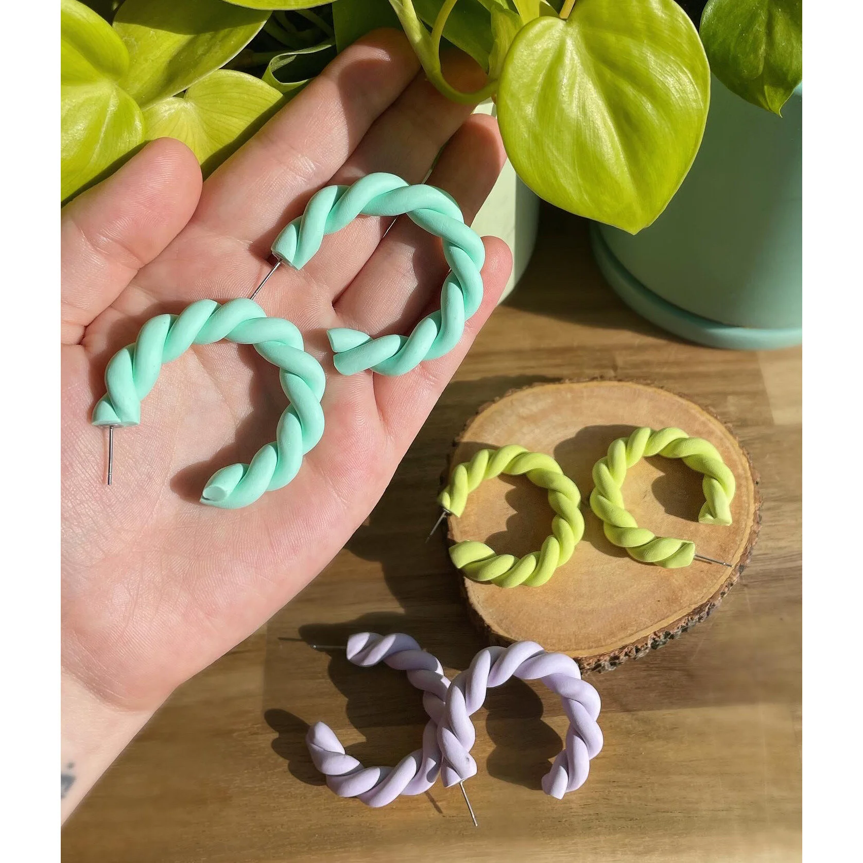 1F3E9F32-3A19-440A-9801-538453D9ED7A