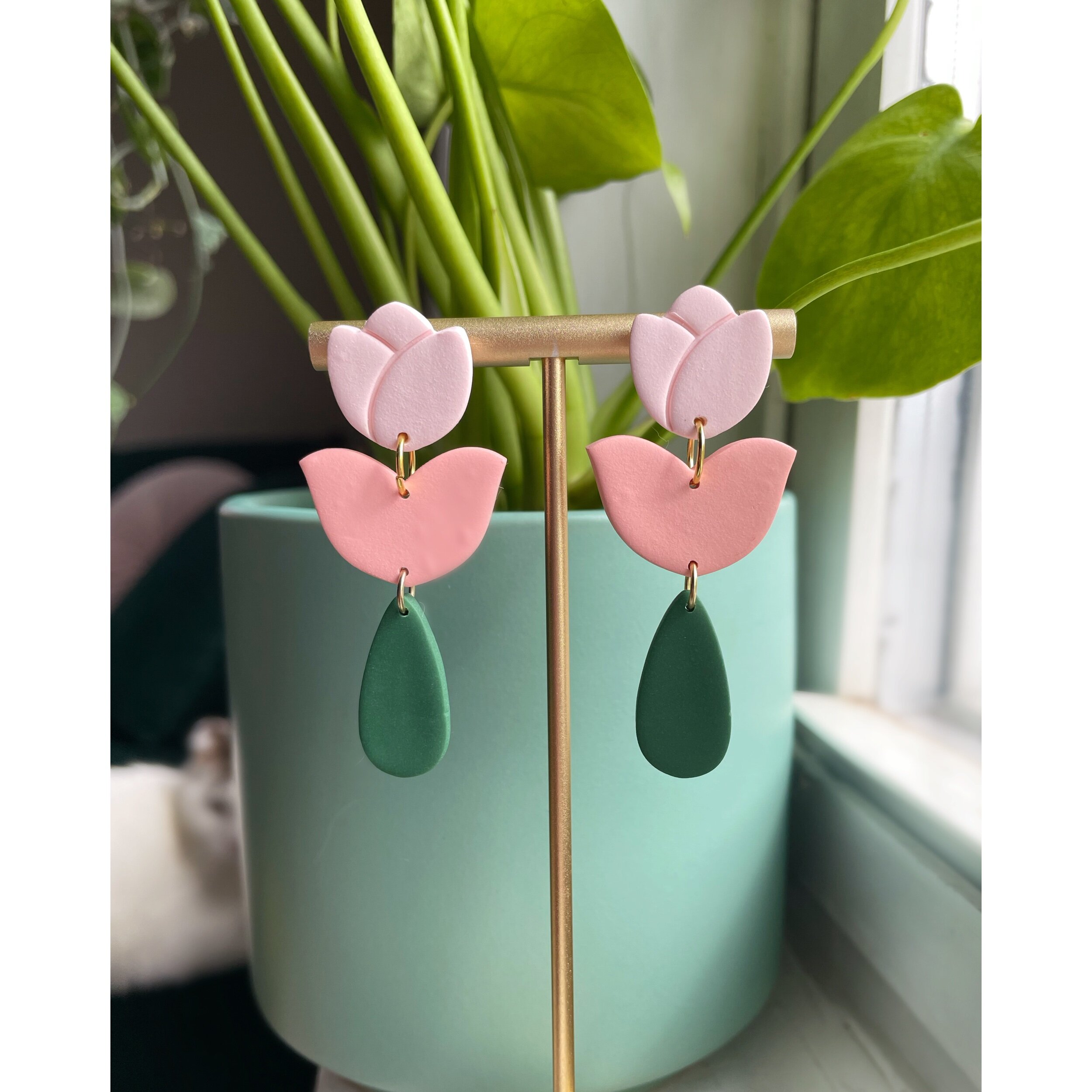 4E49145D-0FCA-47A5-9EA3-440407E06C7C