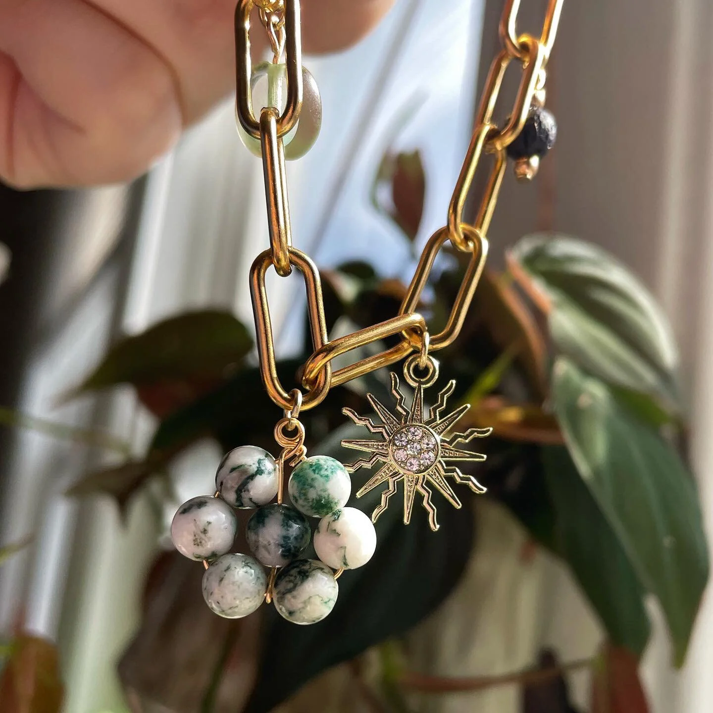 FC5683D1-6A19-44C8-A152-7329E61AD6C1