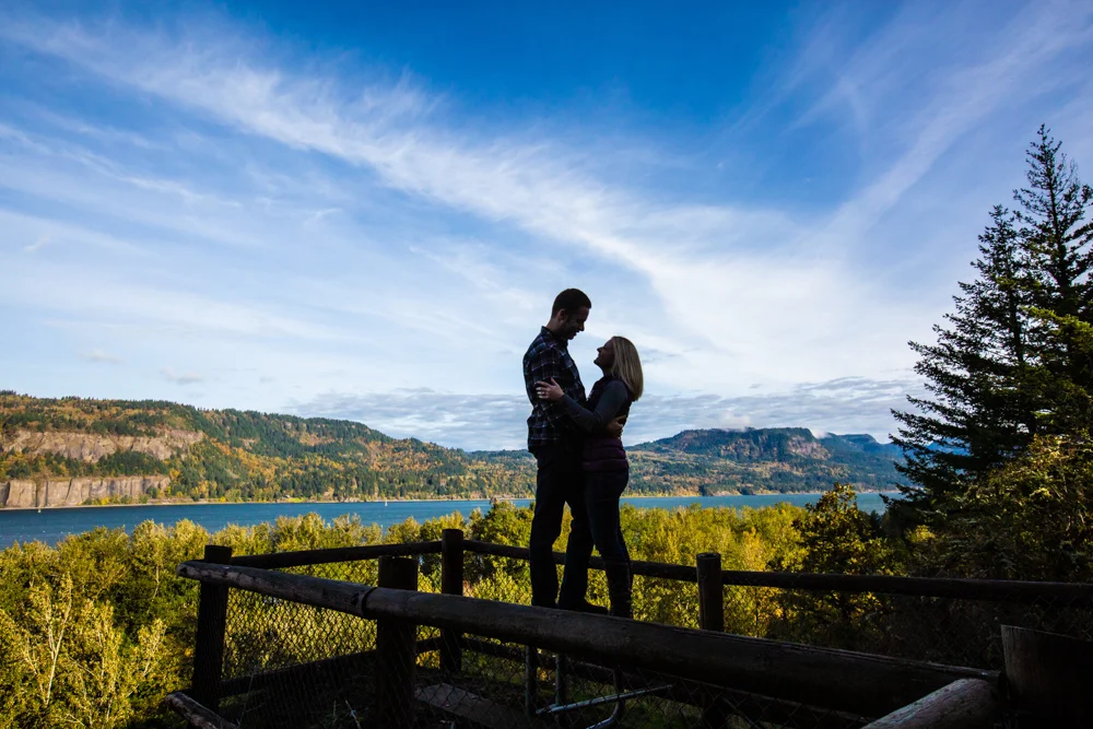 Columbia-Gorge-BridalVeil-Engagement-013.jpg