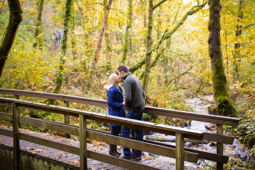 Columbia-Gorge-BridalVeil-Engagement-025.jpg