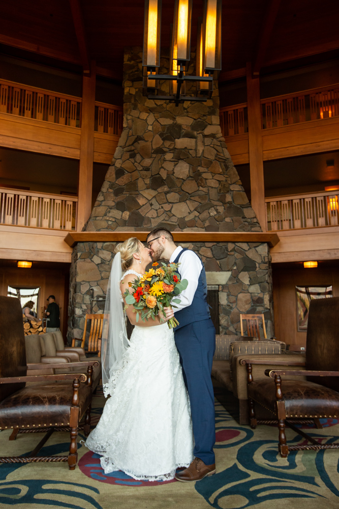 Portland-Skamania-Lodge-Wedding-22.jpg