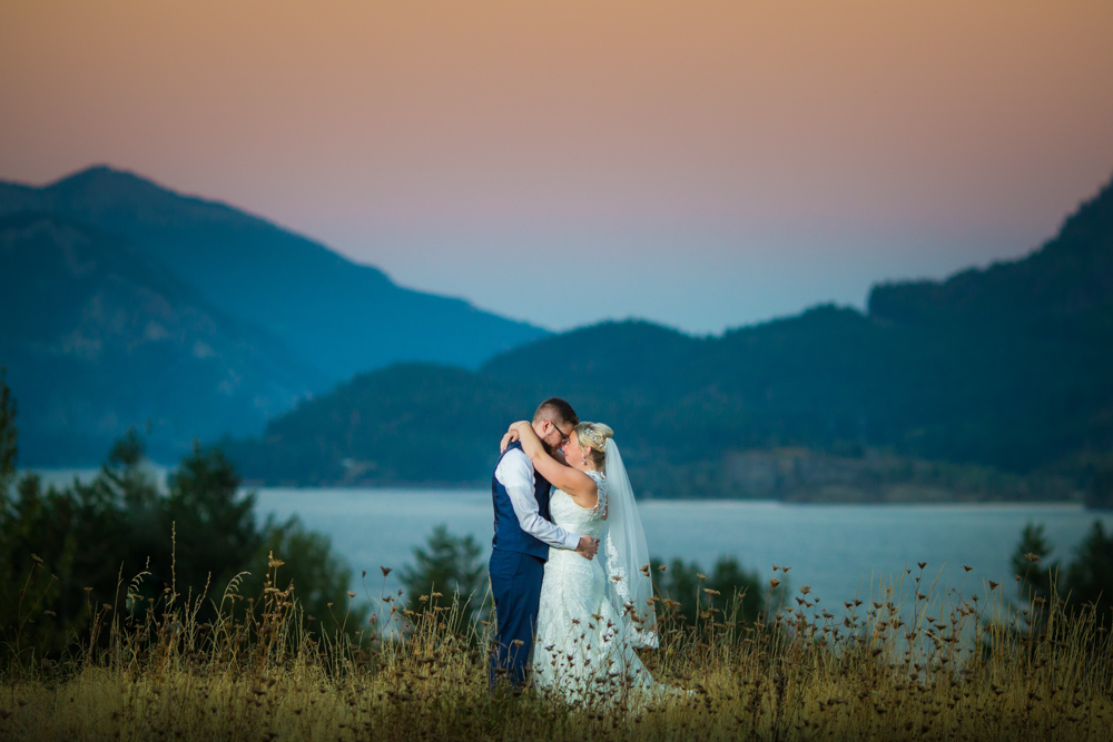 Portland-Skamania-Lodge-Wedding-57.jpg