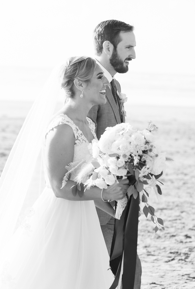 DanRice-Gearhart-Oregon-Beach-Wedding_084.jpg