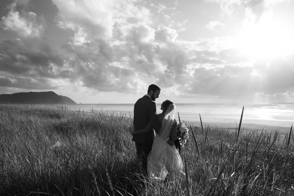 DanRice-Gearhart-Oregon-Beach-Wedding_130.jpg