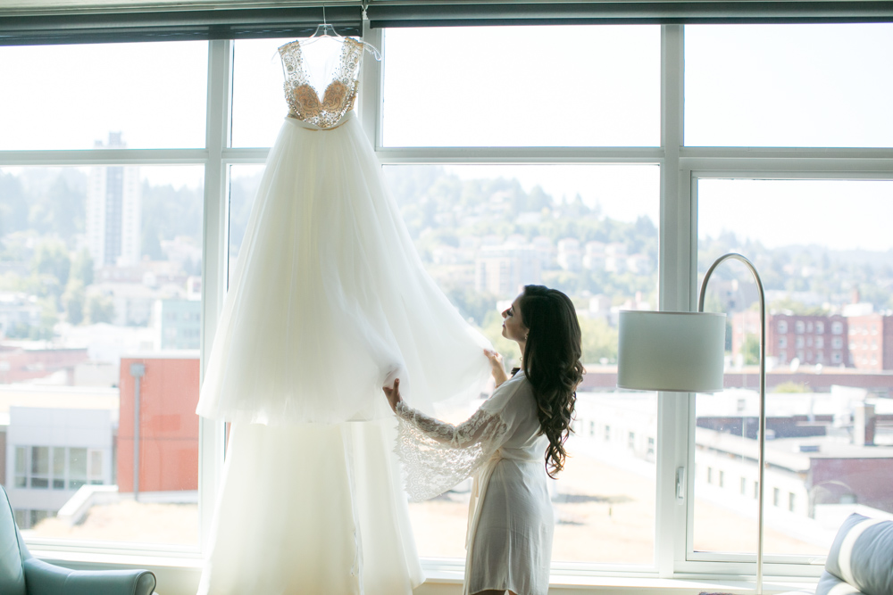 DanRice-Portland-ArtMuseum-Wedding_005.jpg