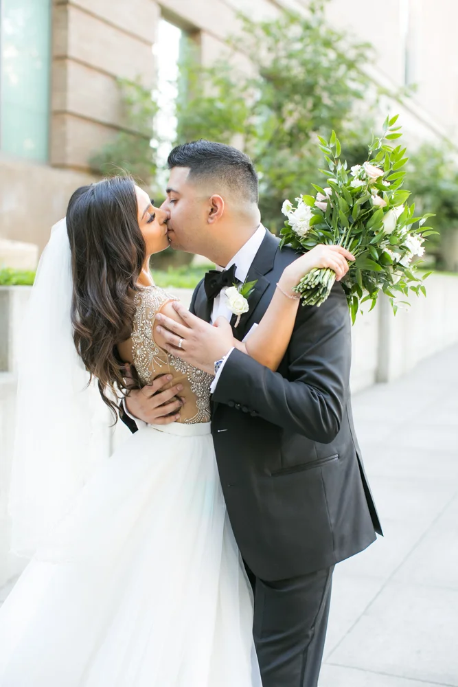 DanRice-Portland-ArtMuseum-Wedding_084.jpg