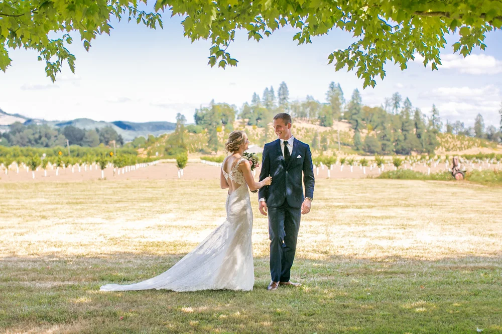 Oregon-Wedding-AtavistaFarm19_0033.jpg