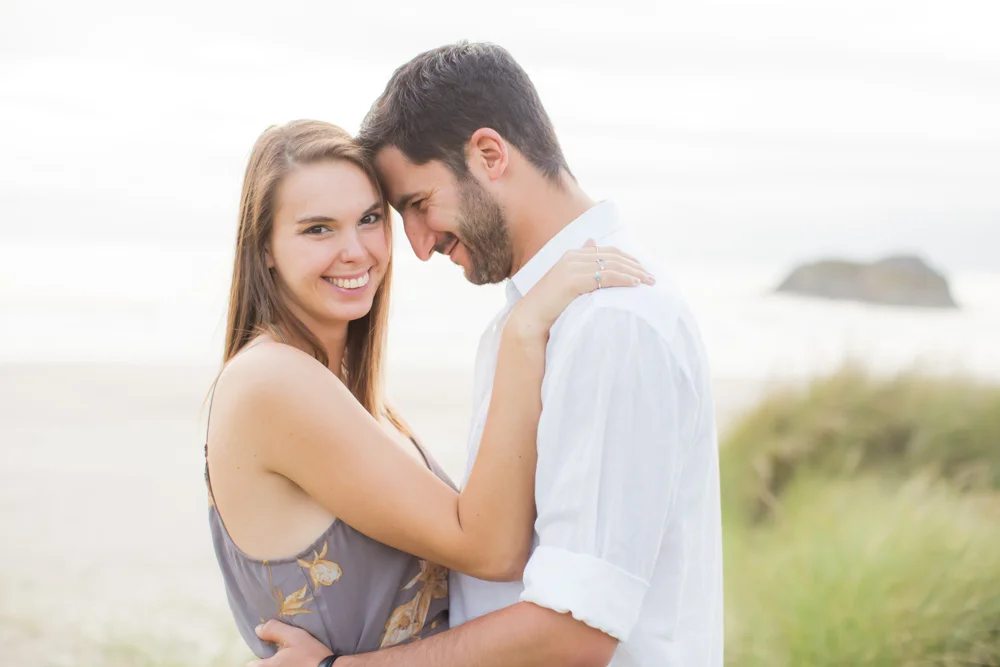 Cannon-Beach-Oregon-Engagement-DanRice_001.jpg