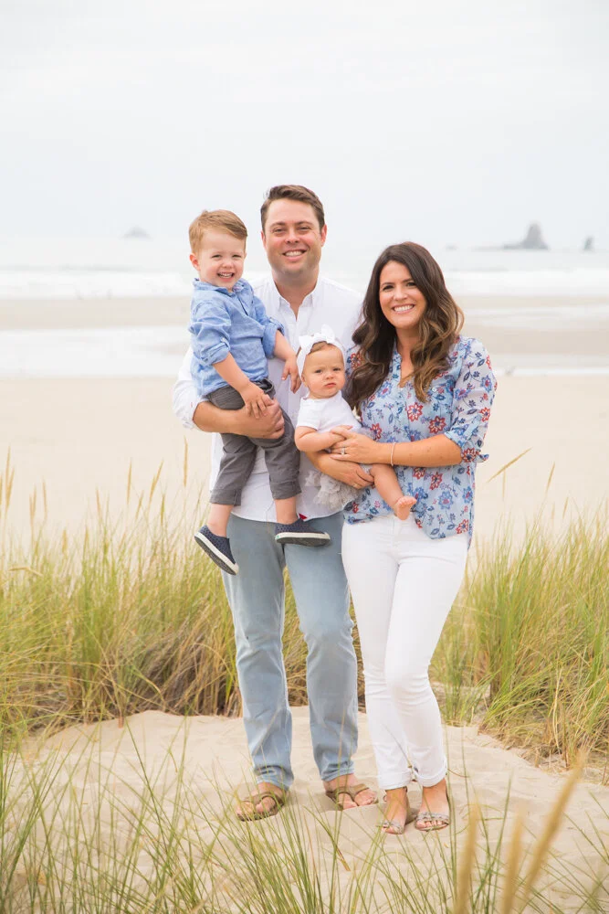 CannonBeach-Oregon-Family-Photographer-DanRice19_0004.jpg