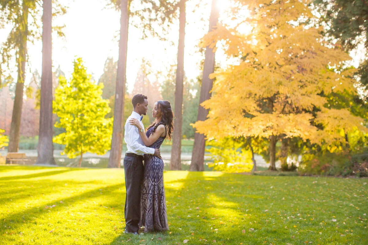 PortlandEngagementPhotographer-CrystalSprings_010.jpg