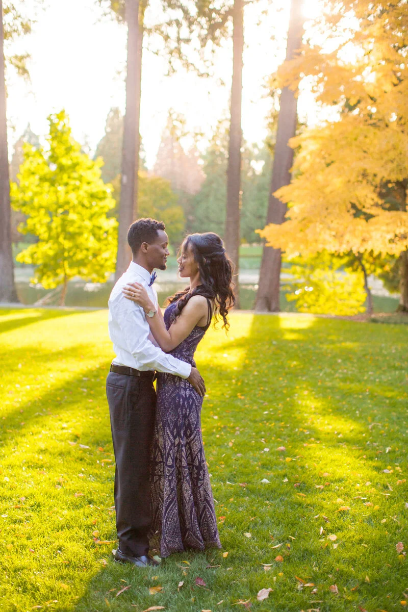 PortlandEngagementPhotographer-CrystalSprings_011.jpg