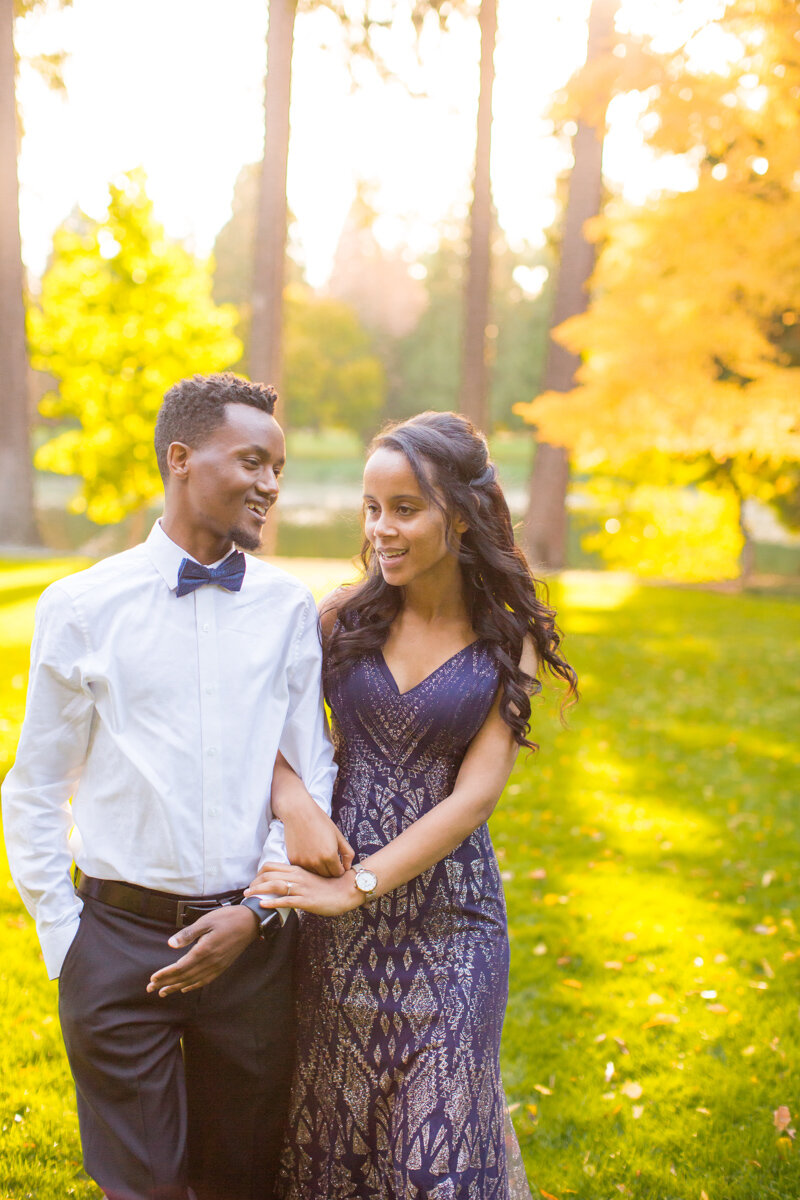 PortlandEngagementPhotographer-CrystalSprings_014.jpg