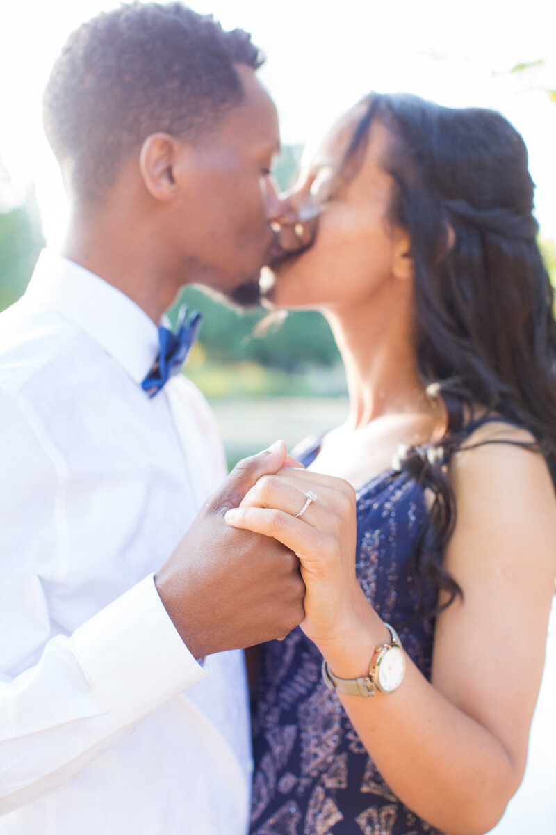 PortlandEngagementPhotographer-CrystalSprings_020.jpg