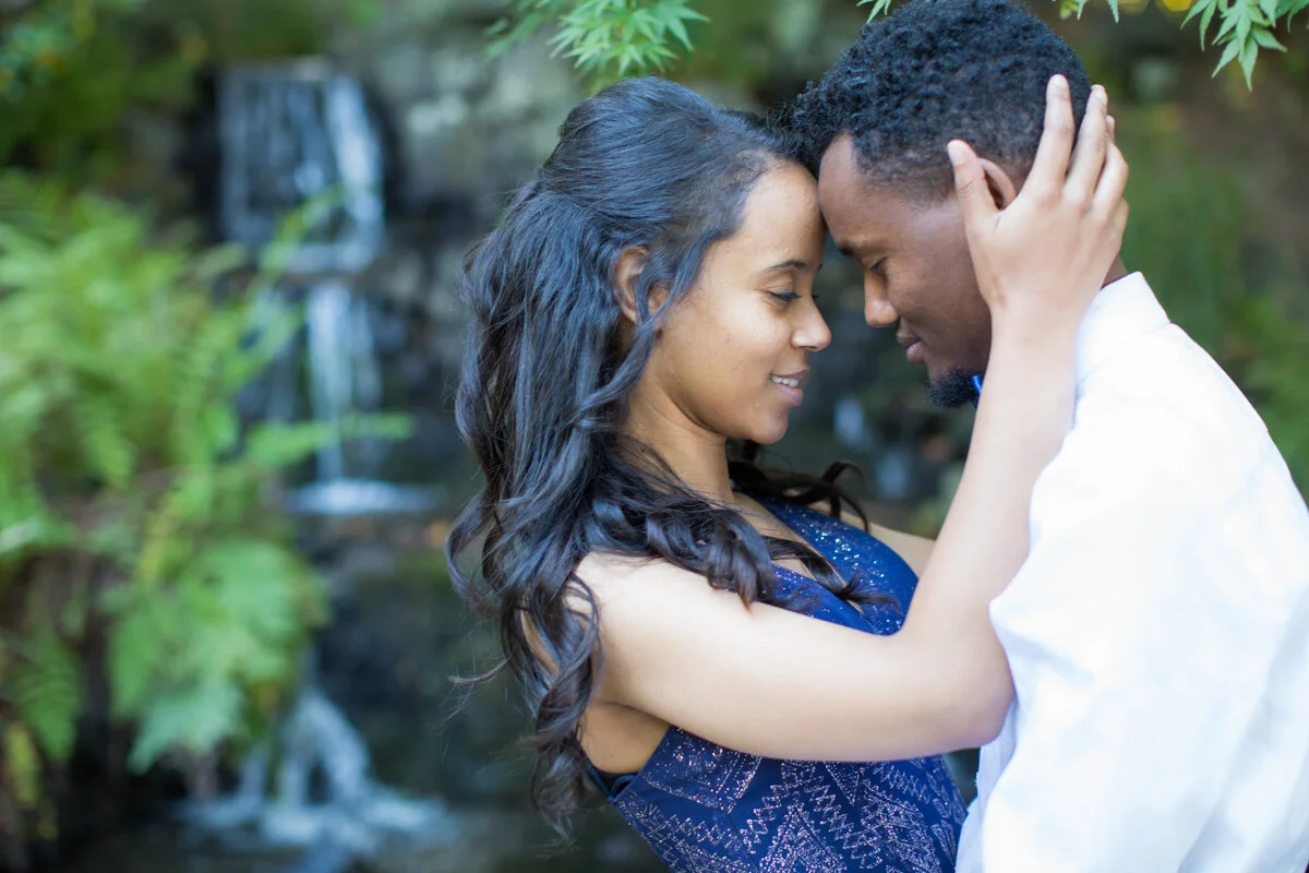 PortlandEngagementPhotographer-CrystalSprings_024.jpg