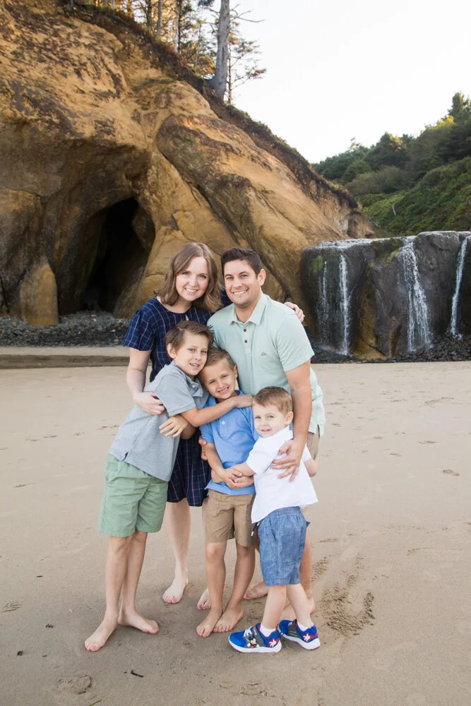CannonBeach-Oregon-Coast-Wedding-Family-Photographer-DanRice20_038.jpg